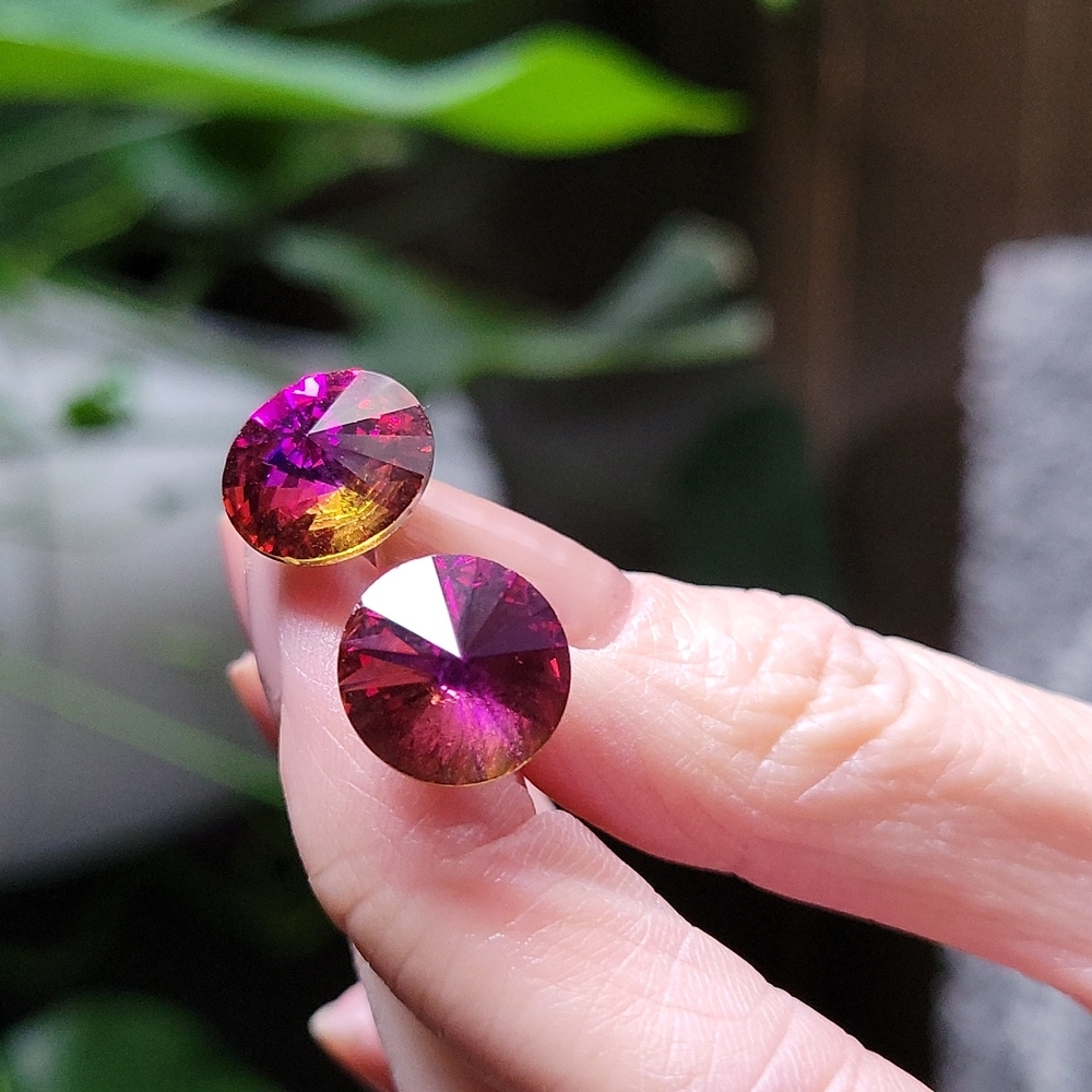 🔥3/$15 Fuchsia gem earrings